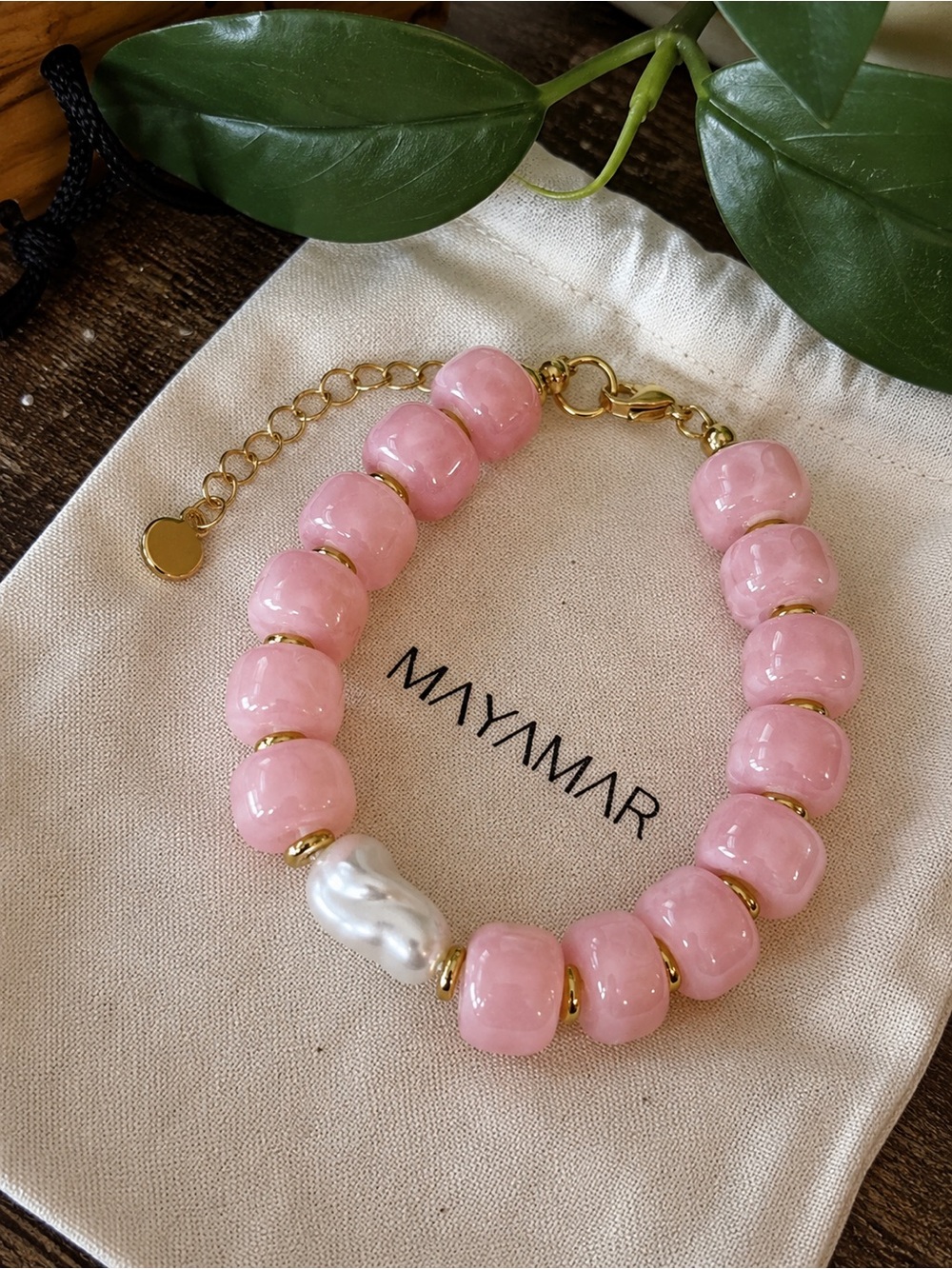 New mayamar Pink resin Bead Bracelet with Pearl Accent